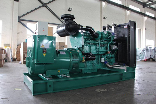 石壁镇320kw康明斯柴油发电机组